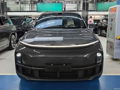 2025 Li Auto Li L8 Max Smart Renewal Edition, фото 2, лот 10829909