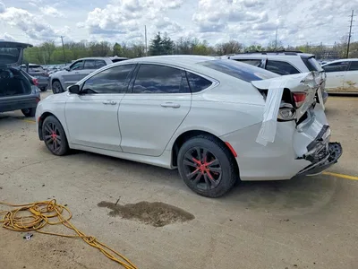 2015 CHRYSLER 200 LIMITED, фото 2, лот 10864101