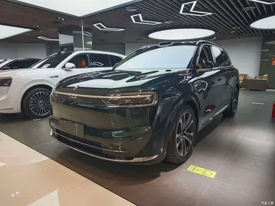 2026 AITO Wenjie AITO M7 Extended Range Max AWD 5-seater, фото 1, лот 10277612