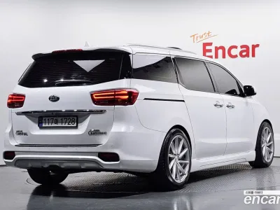 2019 Kia Canival Gasoline 7-Seater Limousine, фото 2, лот 10234252