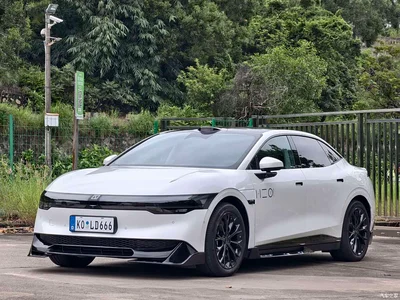 2025 ZEEKR 007 Long Range AWD Smart Driving 100kWh, фото 1, лот 10291524