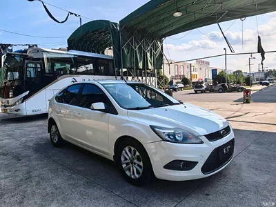 2013 Ford Focus Hatchback Classic 1.8L Auto Million Edition, фото 3, лот 10294264