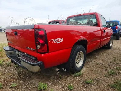 2004 CHEVROLET SILVERADO C1500, фото 3, лот 10978127