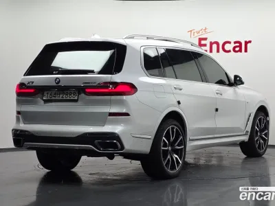 2020 BMW X7 xDrive 40i M Sport 6STR, фото 2, лот 10113209