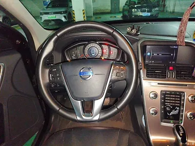 2017 Volvo XC60 T5 Smart Advance Upgrade Edition, фото 3, лот 10837372