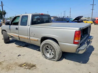 2002 CHEVROLET SILVERADO C1500, фото 2, лот 10975391