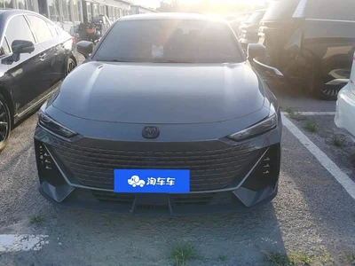 2023 Changan UNI-V 1.5T Luxury Edition, фото 2, лот 10248394