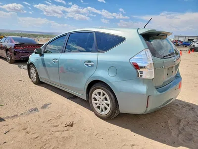 2013 TOYOTA PRIUS V TWO, фото 2, лот 10891325