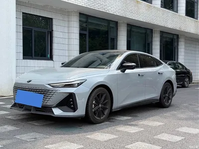 2022 Changan UNI-V 1.5T Sport Edition, фото 1, лот 11189898