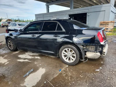 2020 CHRYSLER 300 TOURING, фото 2, лот 10868143