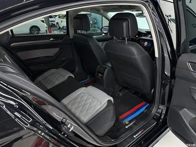 2023 Volkswagen Magotan 2 Million Units Anniversary Edition 330TSI DSG Leading Type, фото 4, лот 10438026