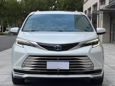 2023 Toyota Sienna 2.5L Hybrid Premium Edition, фото 2, лот 10300577
