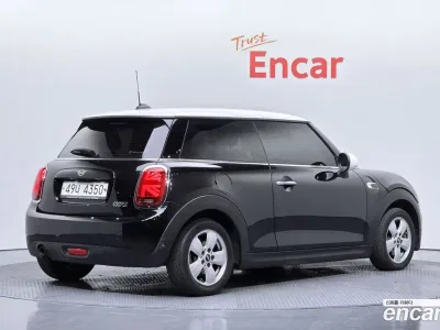 2019 Mini Cooper Standard, фото 2, лот 10099210