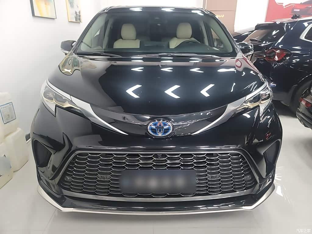 2023 Toyota Granvia 2.5L Hybrid Luxury Edition, фото 3, лот 10383639
