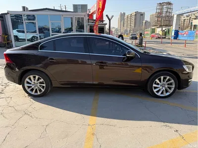 2017 Volvo S60 S60L T4 Momentum, фото 4, лот 10359612
