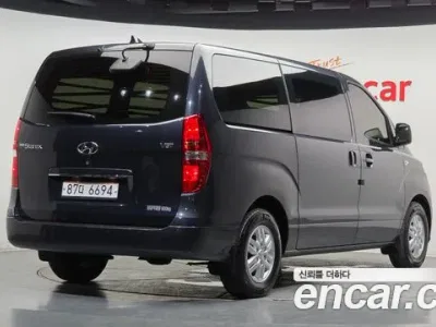2018 Hyundai Starex Van 3-Seater, фото 2, лот 10194836