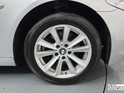 2011 BMW 5-Series 520d, фото 4, лот 10067570