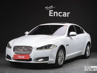 2013 Jaguar XF 2.2D Luxury, фото 1, лот 10224176