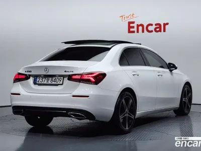 2020 Mercedes-Benz A-Class A250 4MATIC Sedan, фото 2, лот 10037480