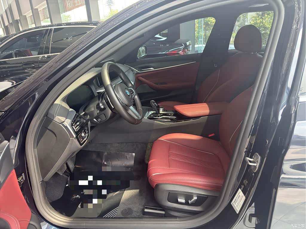 2022 BMW 5 Series 530Li Leading M Sport Package, фото 4, лот 11230969