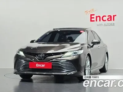 2019 Toyota Camry 2.5, фото 3, лот 10034236