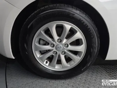 2013 Kia K3 Luxury, фото 4, лот 10049556