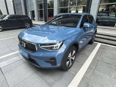 2024 Volvo XC40 B3 Smart Elite Luxury Edition, фото 1, лот 10364782