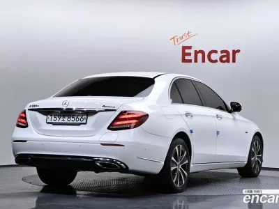 2020 Mercedes-Benz E-Class E300e 4MATIC Exclusive, фото 2, лот 10167988