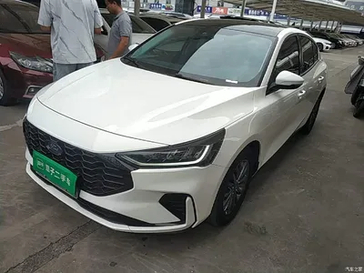 2022 Ford Focus Sedan EcoBoost 180 Auto Speed Edition, фото 2, лот 10420781