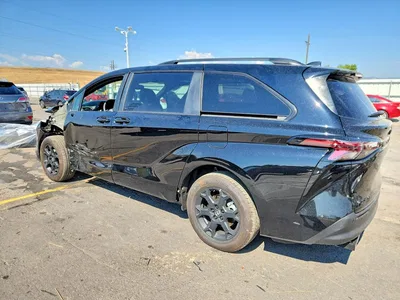 2026 TOYOTA SIENNA WOODLAND EDITION, фото 2, лот 10543156