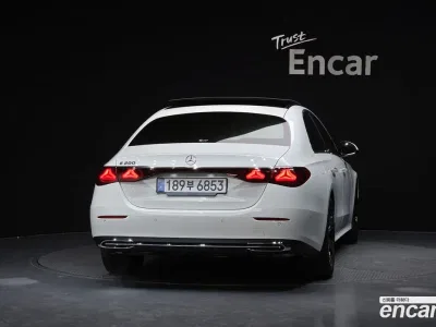 2025 Mercedes-Benz E-Class E200 Avantgarde, фото 3, лот 10075681