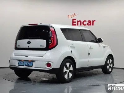 2018 Kia Soul EV, фото 2, лот 10230510