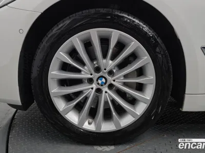 2021 BMW 5-Series 530i xDrive Luxury, фото 4, лот 10059976