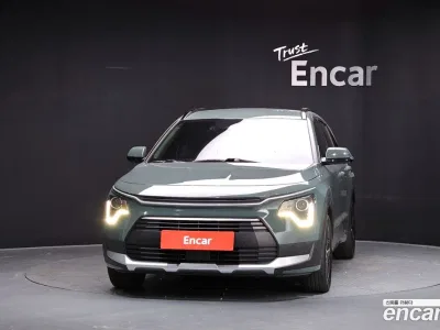 2022 Kia Niro Prestige, фото 2, лот 11515217