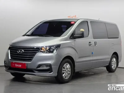2019 Hyundai Starex Van 3-Seater, фото 1, лот 10191981