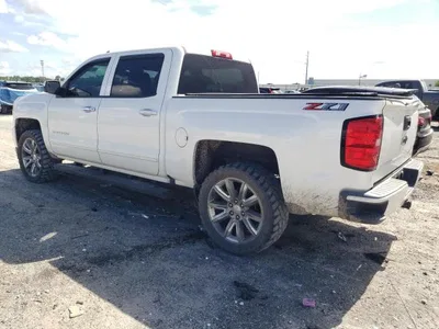 2018 CHEVROLET SILVERADO K1500 LT, фото 2, лот 10893119