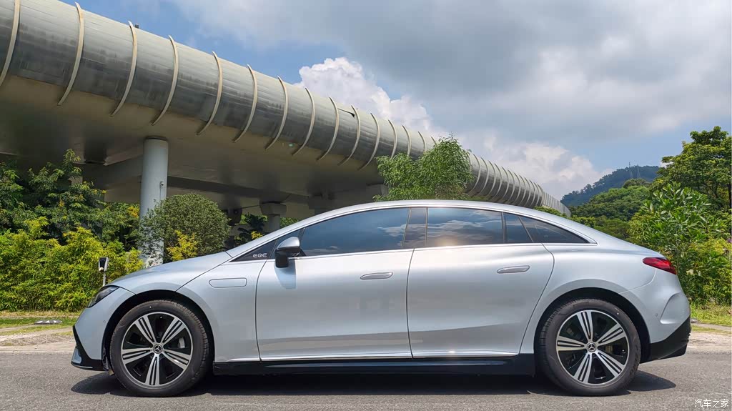 2022 Mercedes-Benz EQE 350 Luxury Edition, фото 4, лот 11182314
