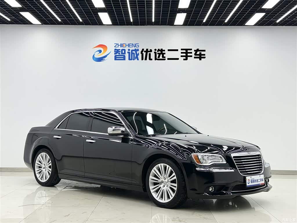2013 Chrysler 300C (Import) Model 3.6L Premium Comfort Edition, фото 3, лот 10434525