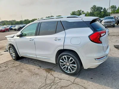2024 GMC TERRAIN DENALI, фото 2, лот 10811161