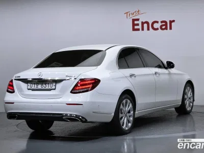 2018 Mercedes-Benz E-Class E300 4MATIC Exclusive, фото 1, лот 10065007