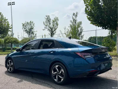 2022 Hyundai Elantra 1.5L CVT LUX Premium Edition, фото 4, лот 10373170