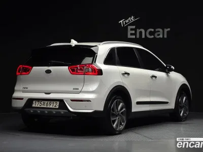 2018 Kia Niro Noblesse, фото 1, лот 10227685