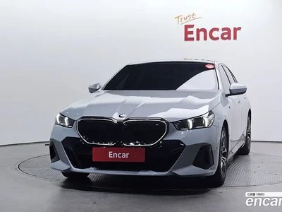 2025 BMW 5-Series 520i M Sport, фото 3, лот 10143613