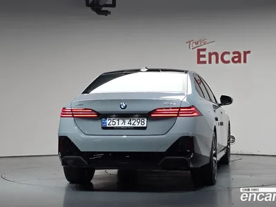 2024 BMW 5-Series 530i xDrive M Sport, фото 3, лот 10520505