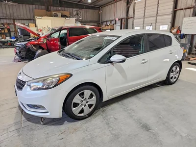 2016 KIA FORTE5 LX, фото 1, лот 10985447