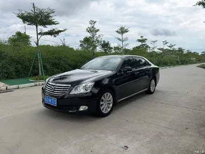 2010 Toyota Crown 2.5L Royal, фото 1, лот 10765721