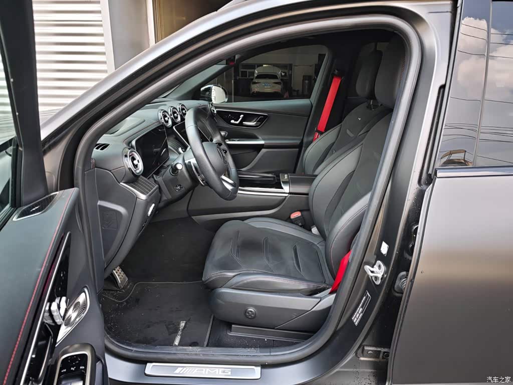 2025 Mercedes-Benz GLC AMG AMG GLC 43 4MATIC, фото 4, лот 10364040