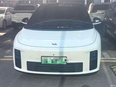 2025 Li Auto i6 2WD Base Model, фото 2, лот 11138937