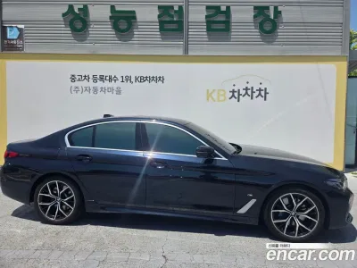 2022 BMW 5-Series 530i M Sport Package, фото 2, лот 10179056