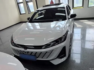 2025 Changan Eado Model Year Facelift 1.5T 500Bar Premium Edition, фото 3, лот 10253036